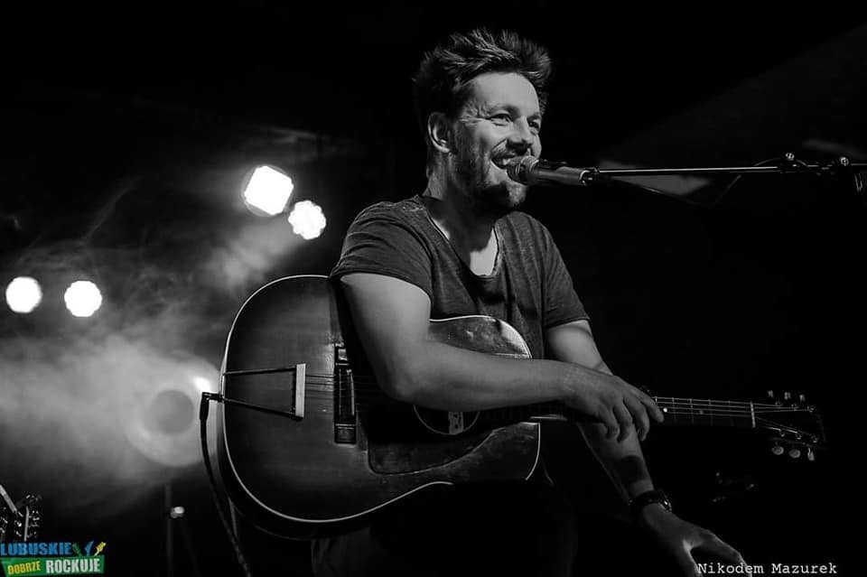 Leepeck na scenie Café Bergson