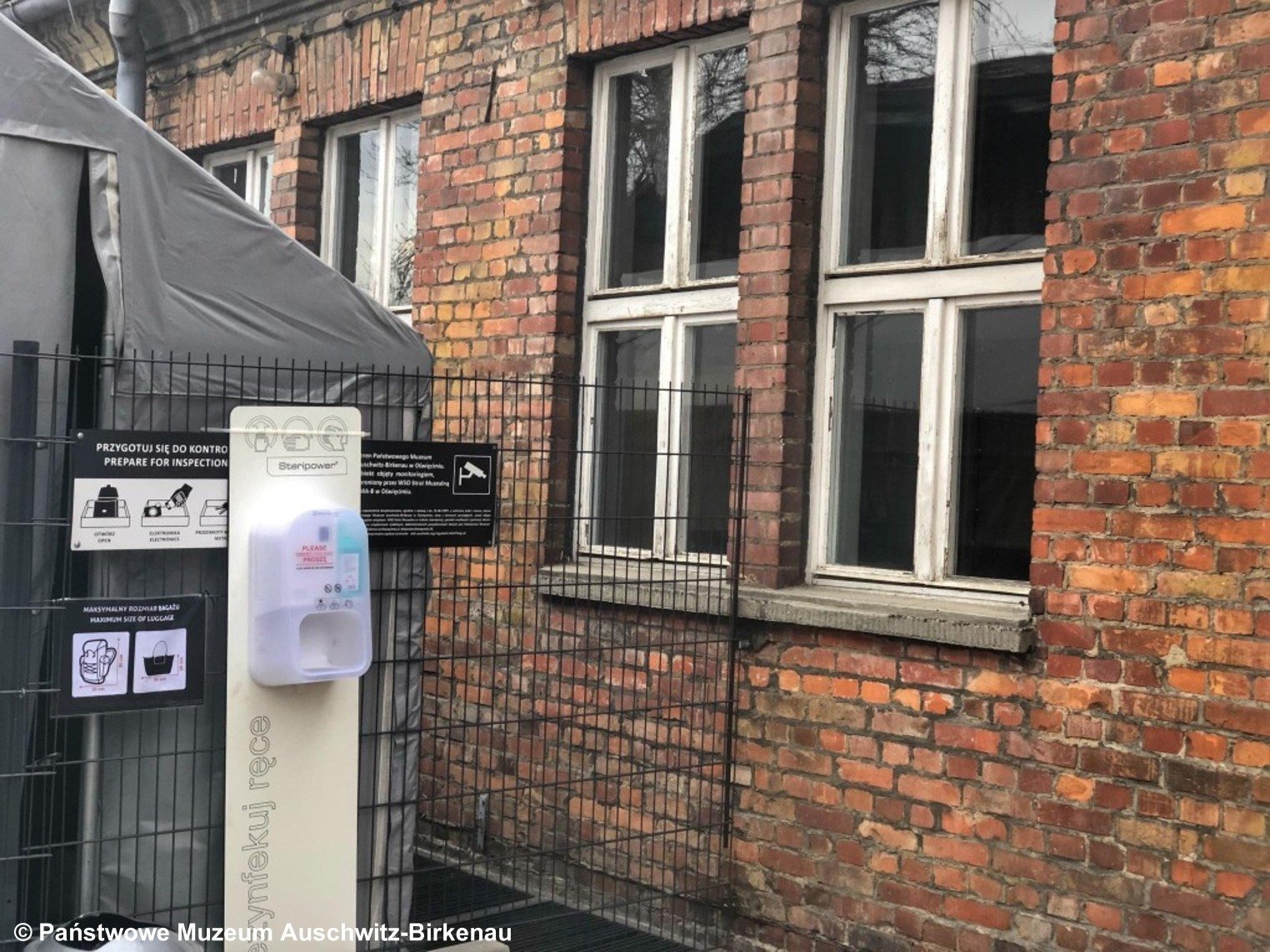 Dodatkowe środki ostrożności z Miejscu Pamięci