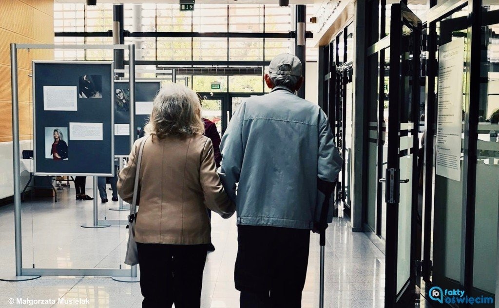 Empatia, czyli zakupy z koronawirusem w tle