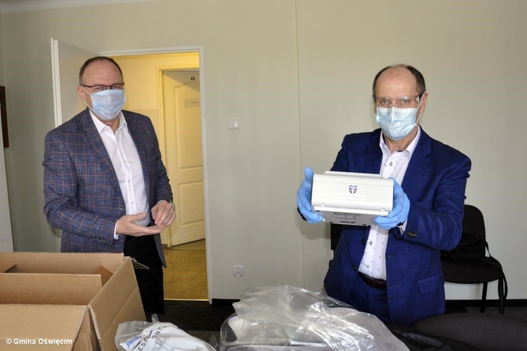 Respirator za złotówkę od każdego mieszkańca gminy Oświęcim – FOTO