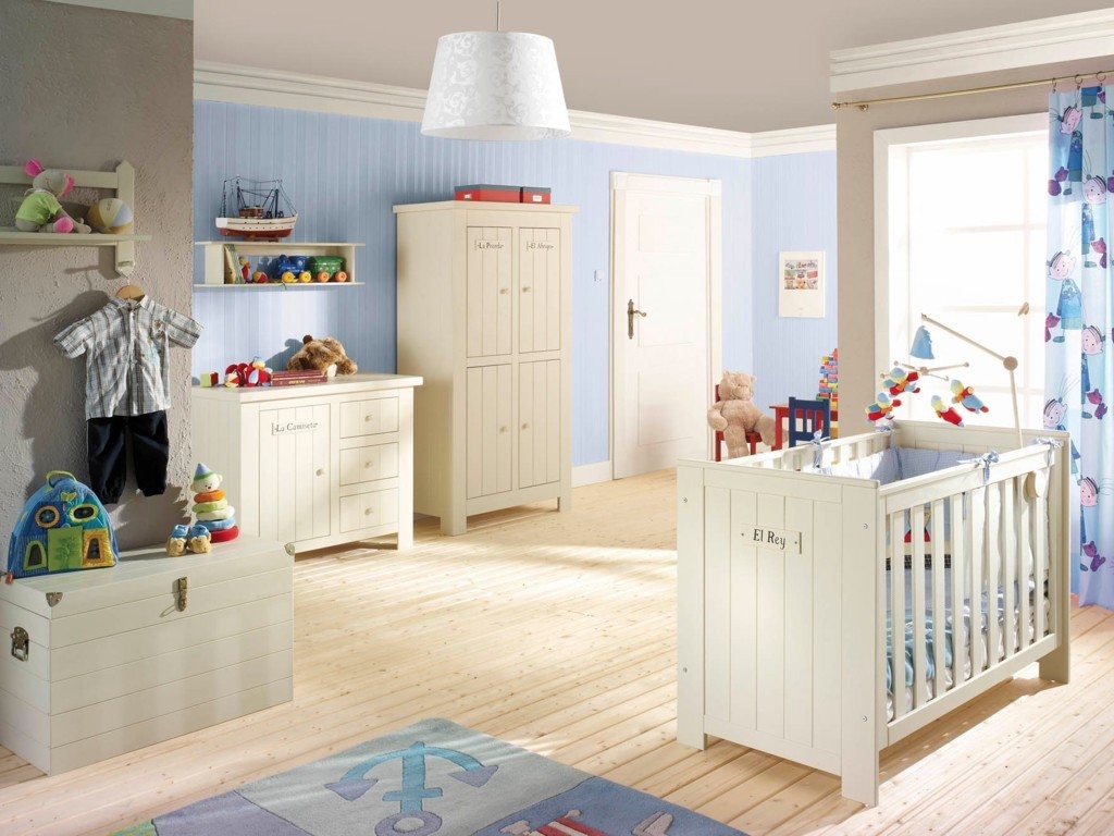 Drewniane meble do pokoju dziecięcego – polecany wybór