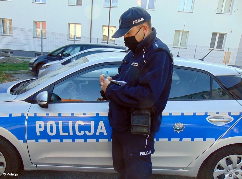 Pijany mężczyzna bez maseczki awanturował się w sklepie