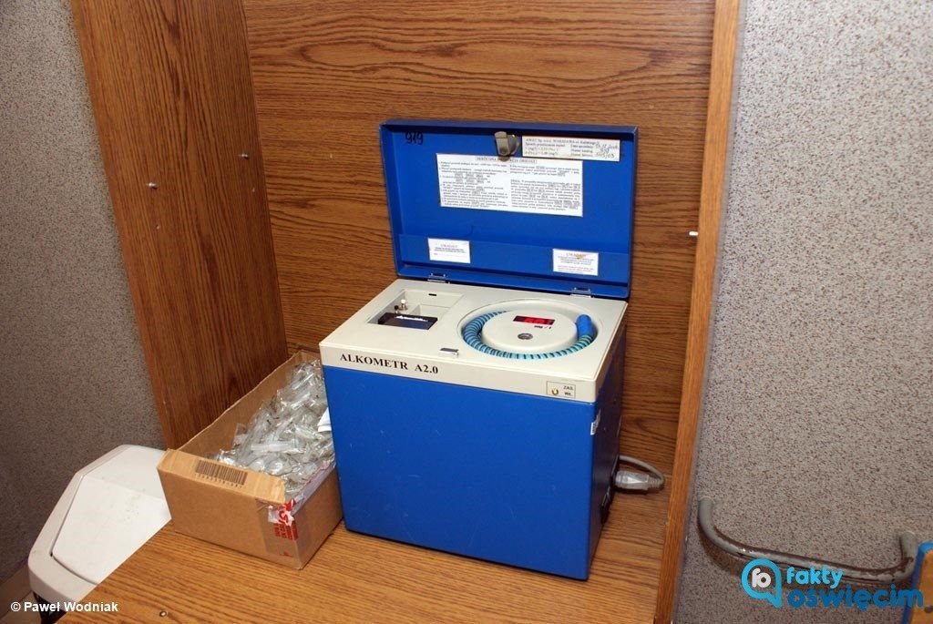 Nie zawrócił, bo się przewrócił. Chciał uniknąć kontroli