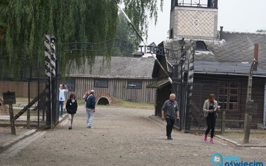 Niderlandy przekażą milion euro Fundacji Auschwitz-Birkenau