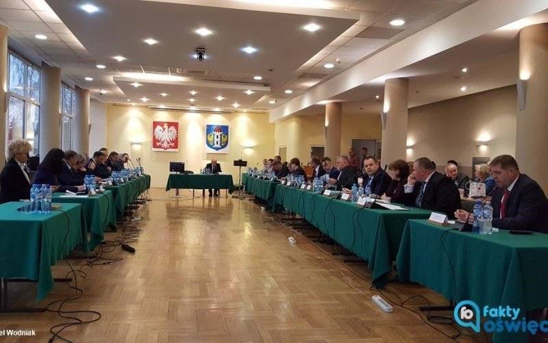 PiS: To był bojkot chęci oddania hołdu Janowi Pawłowi II