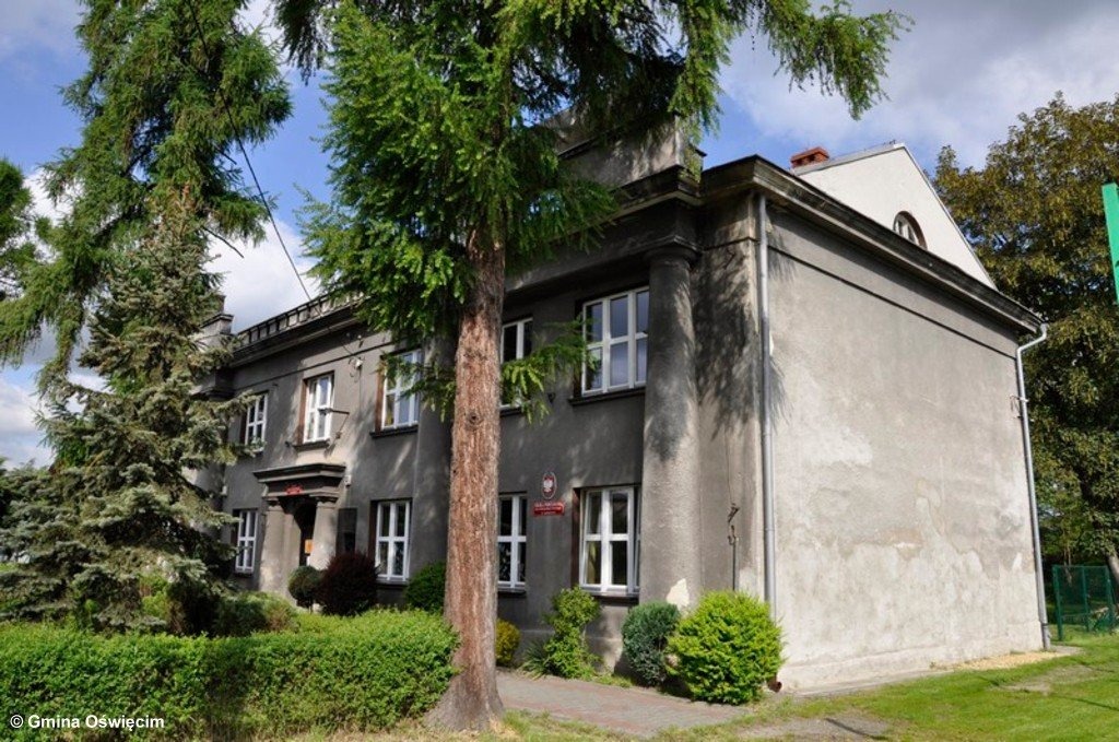 Zespół Szkolno-Przedszkolny w Harmężach zyska nowy wygląd – FOTO