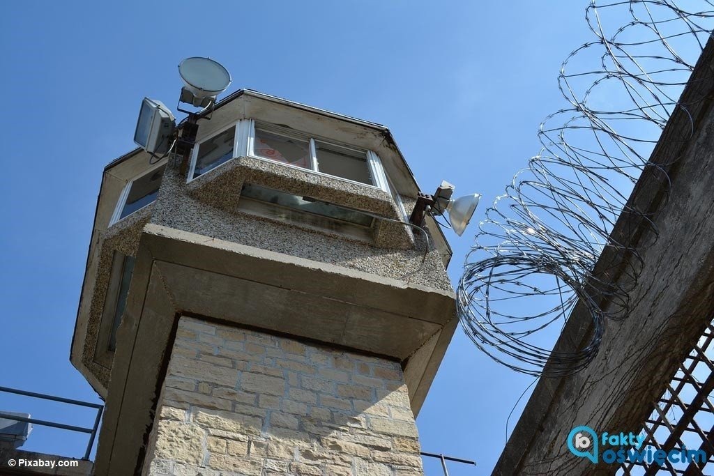 Agresor złamał zakaz zbliżania się. Siedzi za kratkami