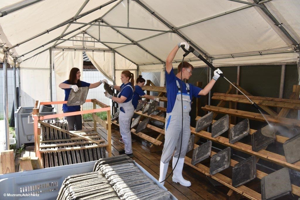 Gdyby zabrakło dziesięciu… – FILM, FOTO