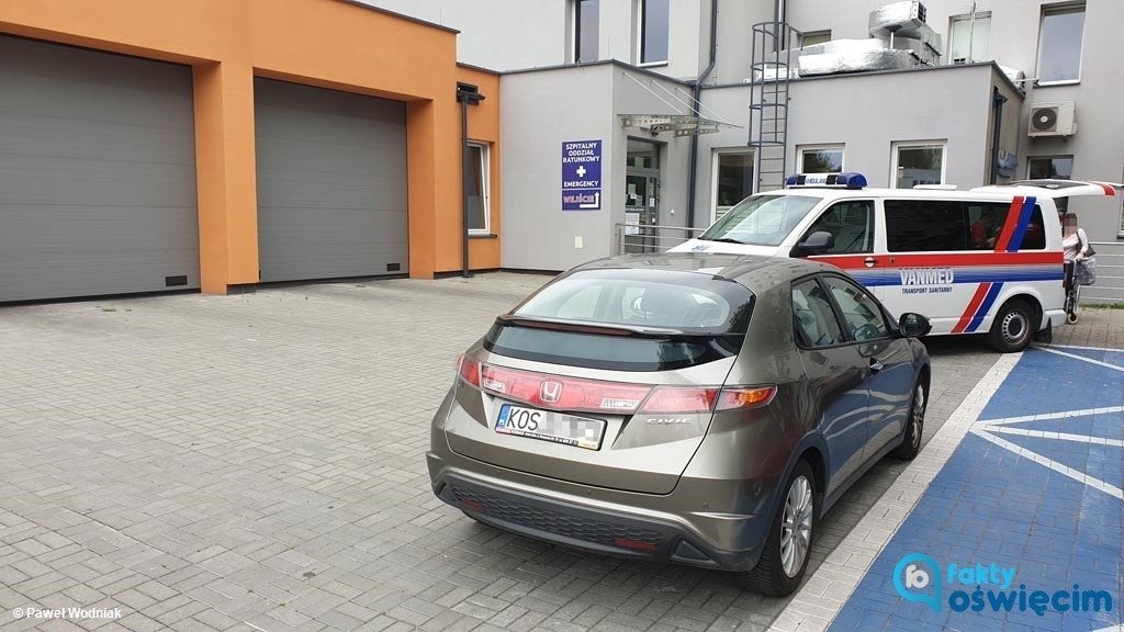 Zaparkował przy śluzie dla karetek