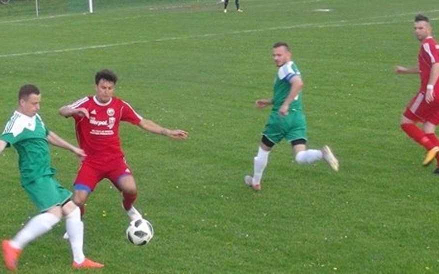 Niwa wygrała mecz na szczycie