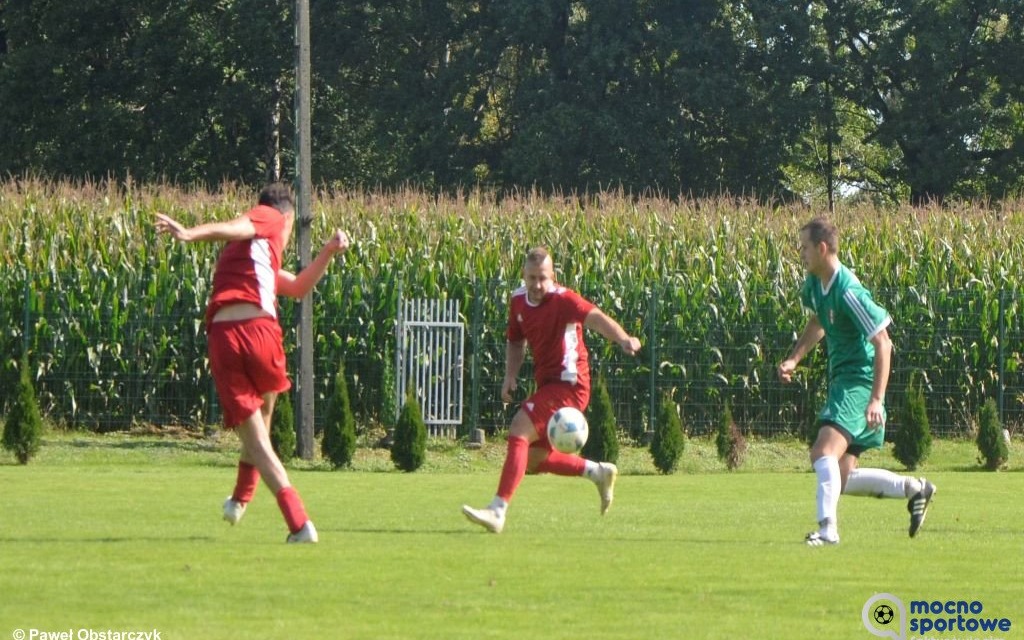 Pogórze wygrało we Włosienicy. Na ławkach trenerskich bez zmian