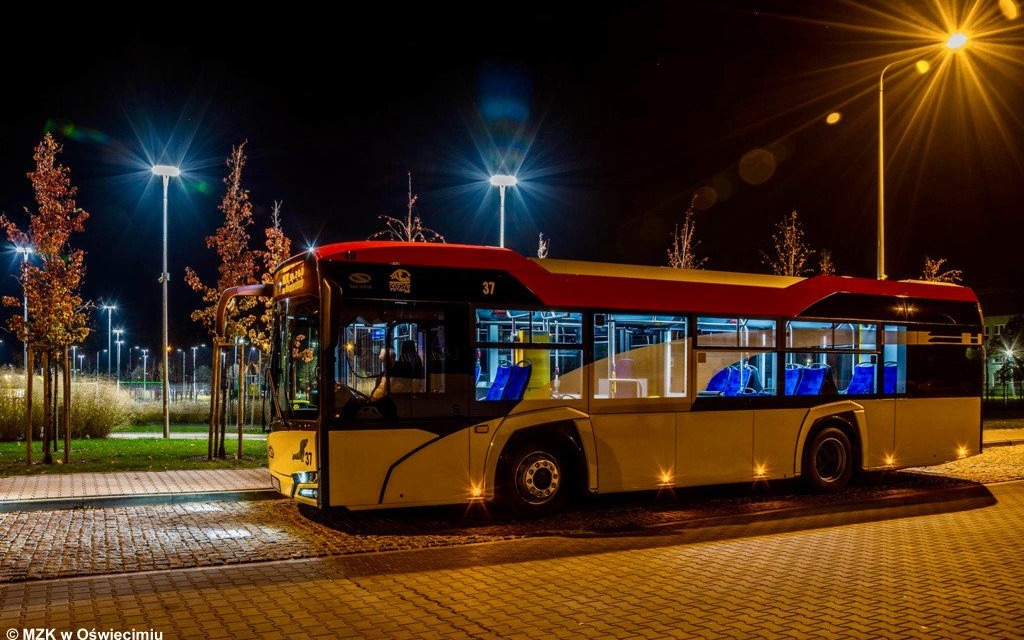 MZK wycofuje autobusy na Wszystkich Świętych