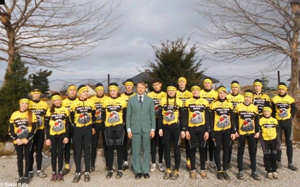 Trener Piotr Karkoszka potrzebuje pomocy