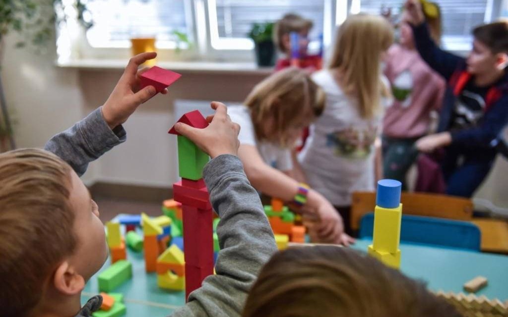 Semeniuk: obostrzenia mogą być przedłużone o 10-14 dni od zakończenia ferii