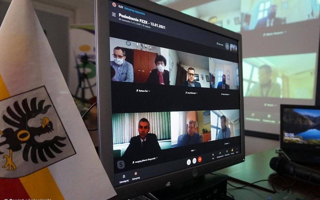 Zespół zarządzania kryzysowego po wypadku w Synthosie