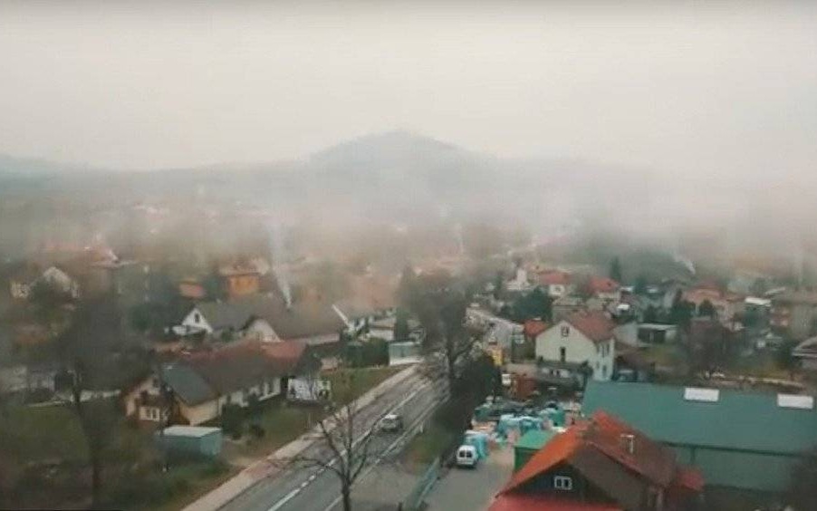 Ostrzeżenie 1 stopnia o zanieczyszczeniu powietrza