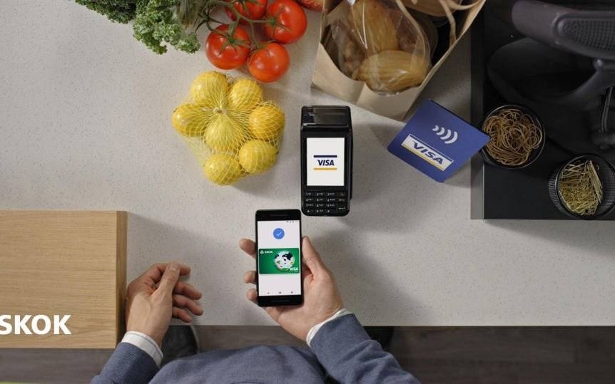 Płatności mobilne w Polsce po 4 latach: 30 banków i ponad 4 mln kart w użyciu