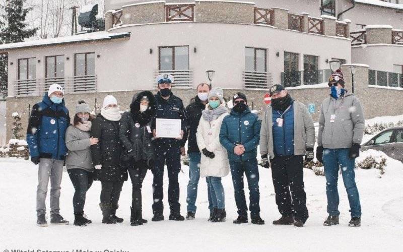 Policjant otrzymał tytuł Pozytywna Osoba – FOTO