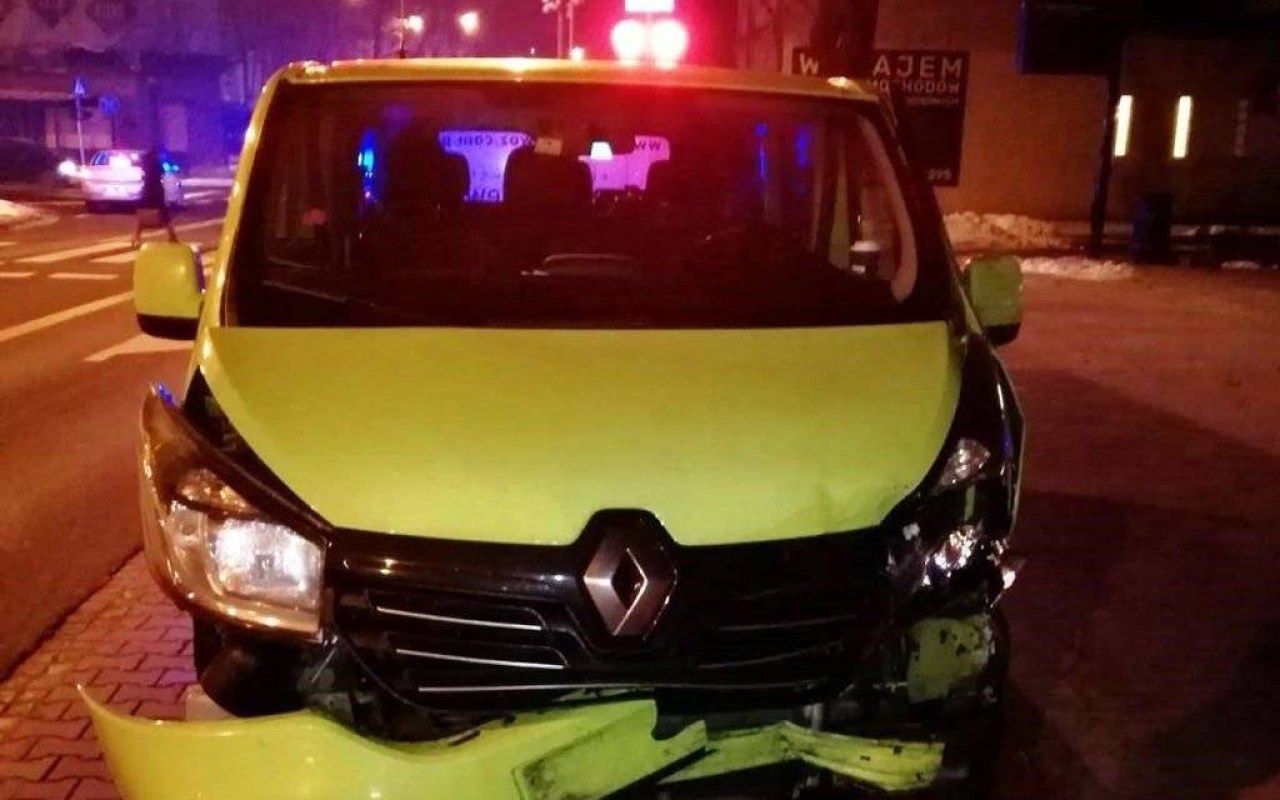 Zderzyły się dwa renault – FOTO