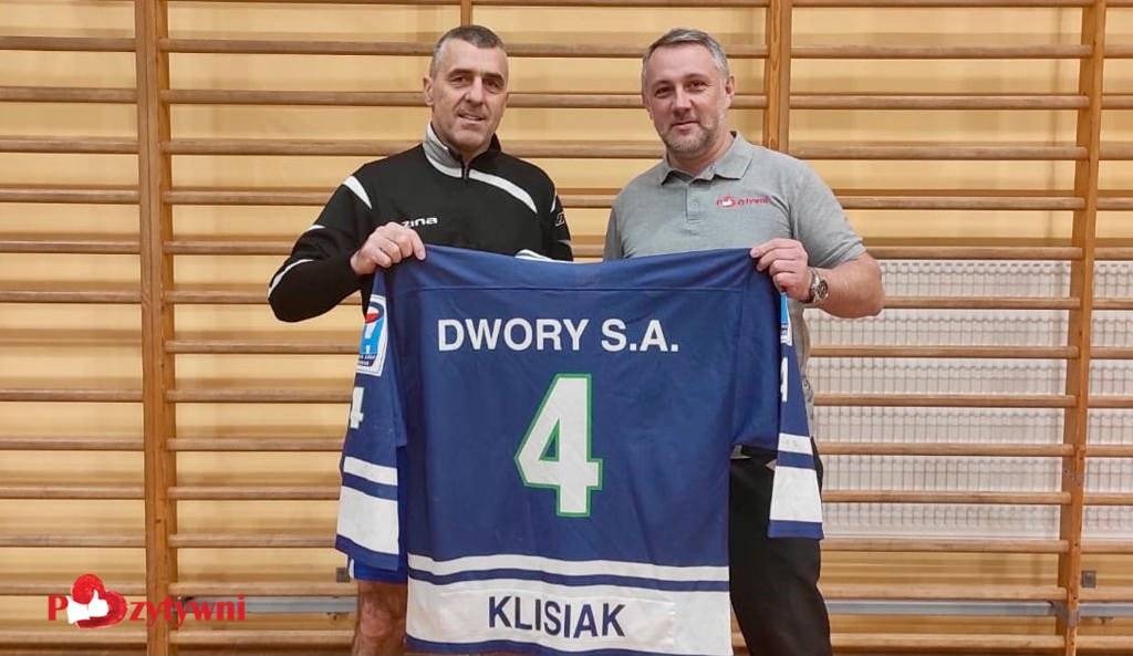 Zdobądź historyczną koszulkę hokejową