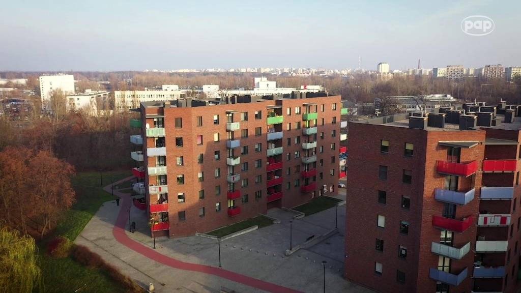 BGK: wsparcie nawet do 80 proc. kosztów budowy i modernizacji budynków komunalnych 