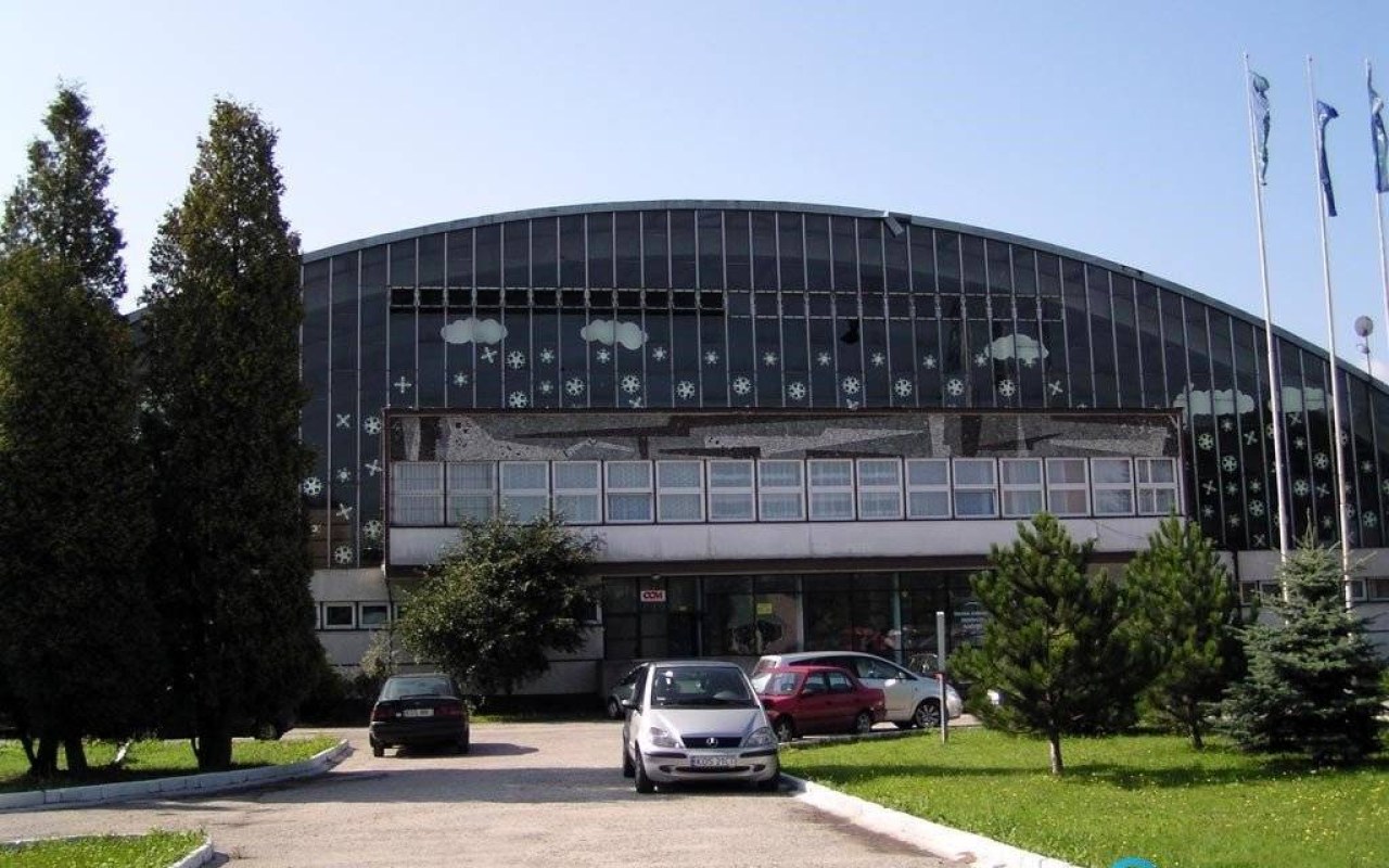 Szczepienia na lodowisku w Oświęcimiu