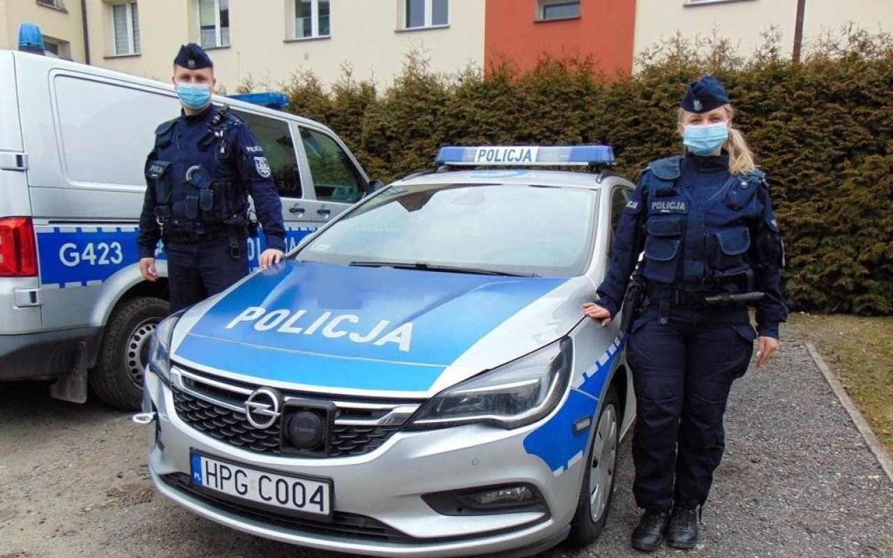 Mundurowi na ratunek seniorom