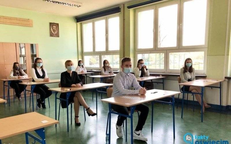 Matury rozpoczęte. Dzisiaj język polski