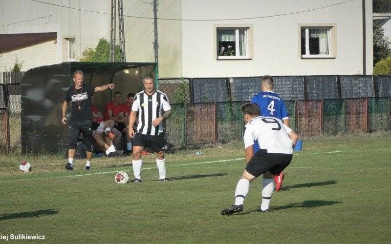 Iskra wygrała zdecydowanie z rezerwami KS Chełmka