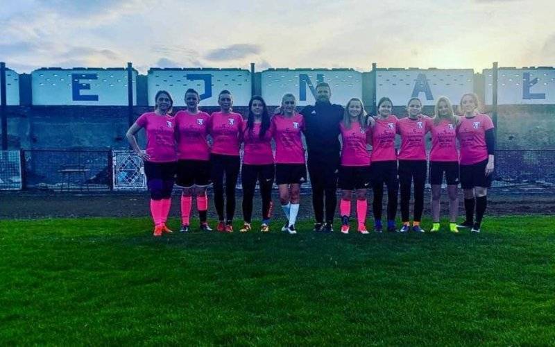 Zdobądź trening piłki nożnej drużyny TSH Lejdis i pomóż Kacprowi