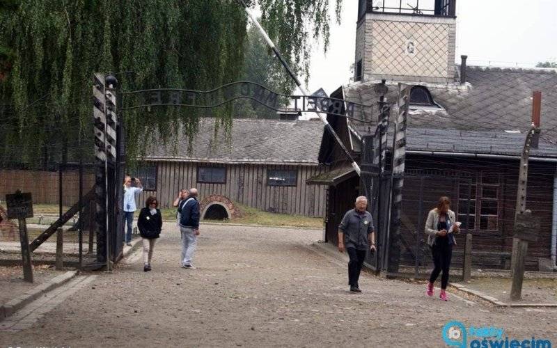 Premierze, powołaj Międzynarodową Radę Oświęcimską