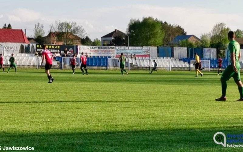 LKS Jawiszowice przyjechał ze Słomnik z jednym punktem