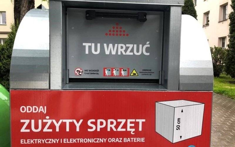 Osiem pojemników na elektrograty w Oświęcimiu – FOTO
