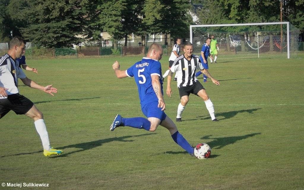 Remisowe derby