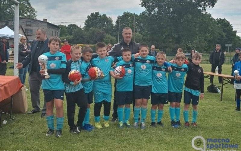 Orliki dziewięciu klubów zagrały w turnieju w Skidziniu