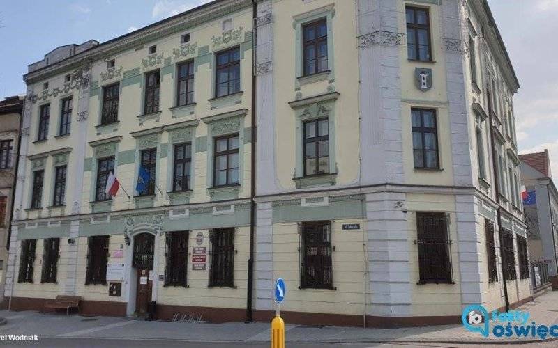 Oświęcimski magistrat wraca do obsługi bezpośredniej