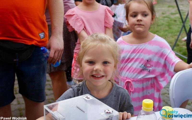 Ponad trzy lata pomagają i wspierają – FILM, FOTO