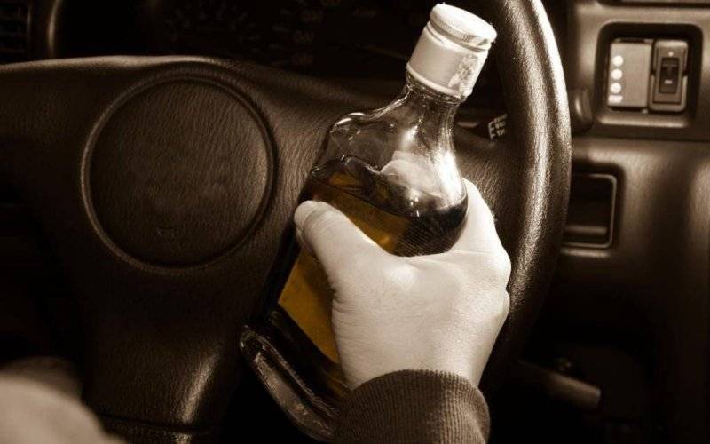 Pijany wiózł środki odurzające