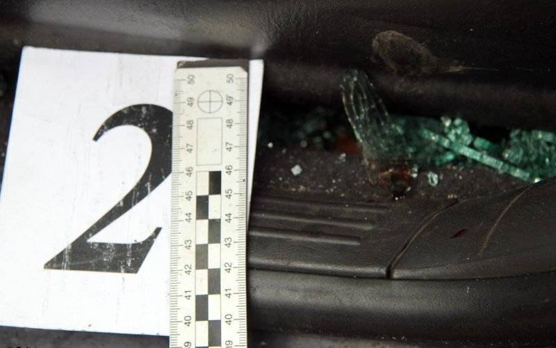 Kluczem do kół rozbił szyby w samochodzie