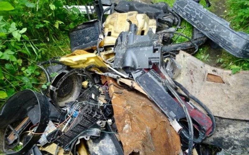 Porzucili części samochodowe. Odpowiedzą za to – FOTO