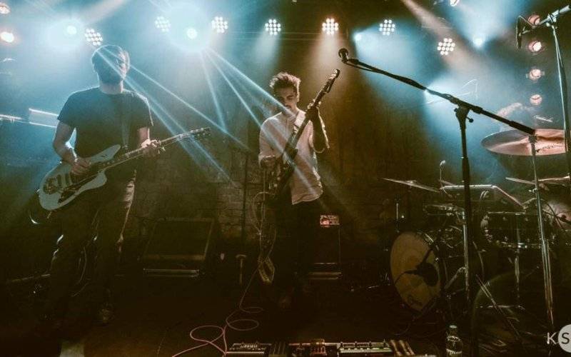 Limboski solo act na scenie ODK Zasole