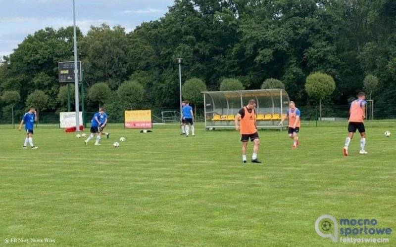 Trzy karne w Osieku. Jeden wykorzystany