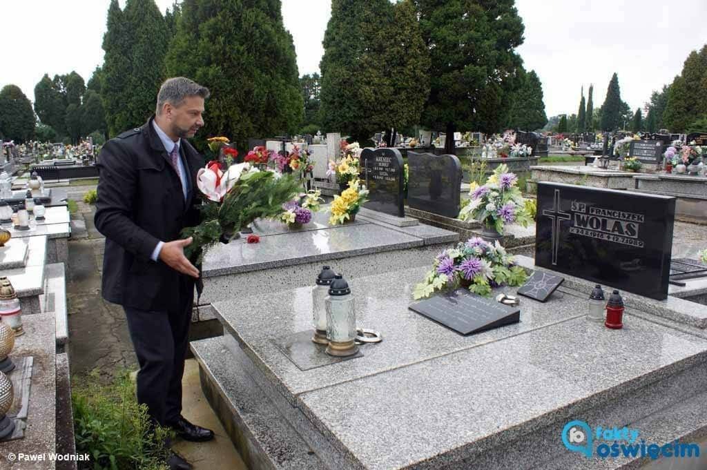 Hołd dla westerplatczyka w Oświęcimiu – FOTO