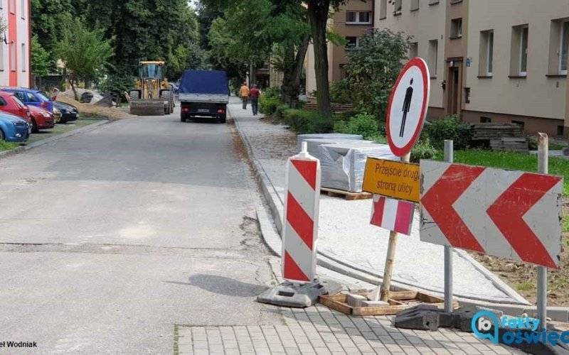 Na bezpieczną drogę do szkoły nałożyły się dwa remonty – FOTO