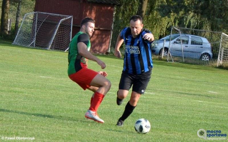 Wesoły futbol na meczu w Gierałtowicach
