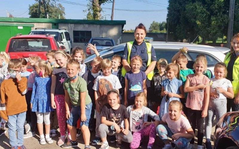 Czuwają nad bezpieczeństwem dzieci – FOTO
