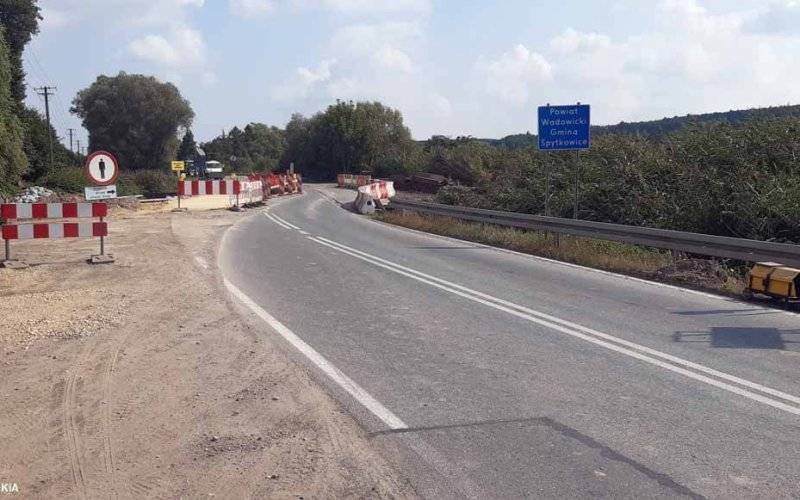 Zmiana organizacji ruchu na krajówce w Palczowicach – FOTO