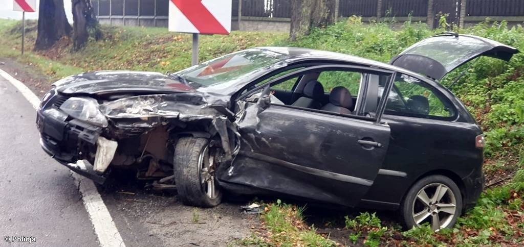 Zasnął za kierownicą i spowodował czołówkę
