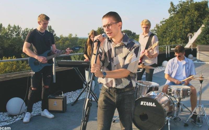Marcin Jurecki z kolejnym klipem: Letni Dzień – FILM, FOTO