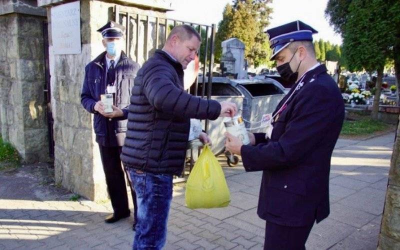 Ponad 22 tysiące złotych na ratowanie zabytkowych nagrobków – FOTO